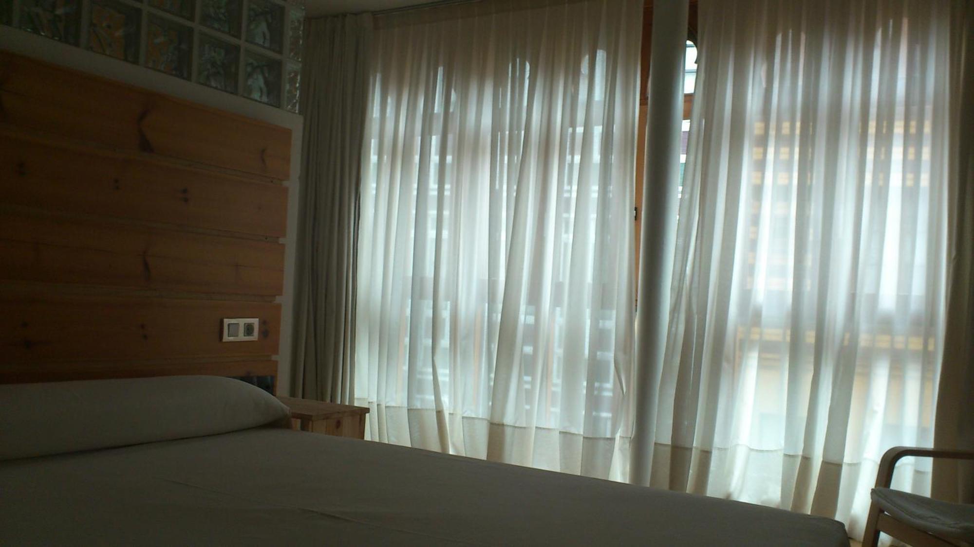 La Plaza II Hotel Luanco Kültér fotó